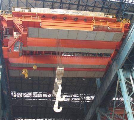 320 / 80ton Patru Gravers Casting Crane Bridge Crane